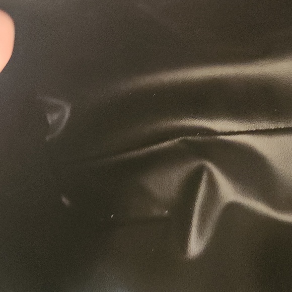 Burberry Shimmering Bronze Toiletry Bag With Tag Attached - Picture 10 of 13